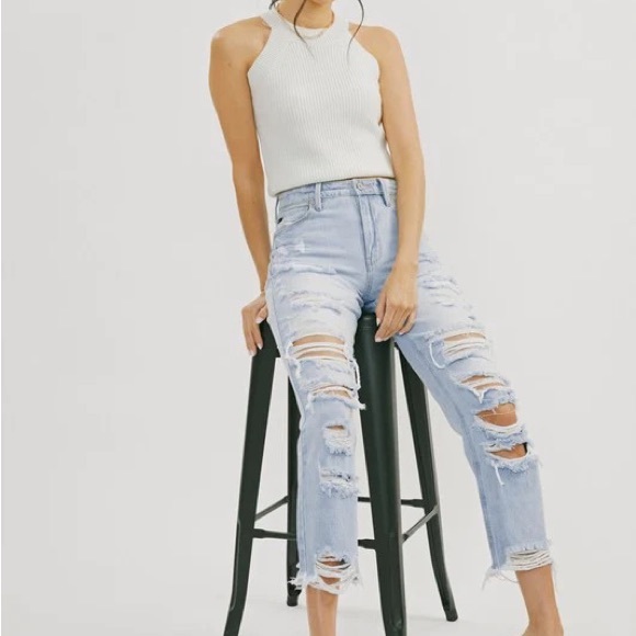 High Rise Mom Jeans KanCan - Picture 2 of 7